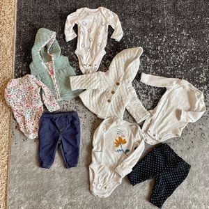 Newborn Baby Girls Bundle of 8 Pieces by Carter’s